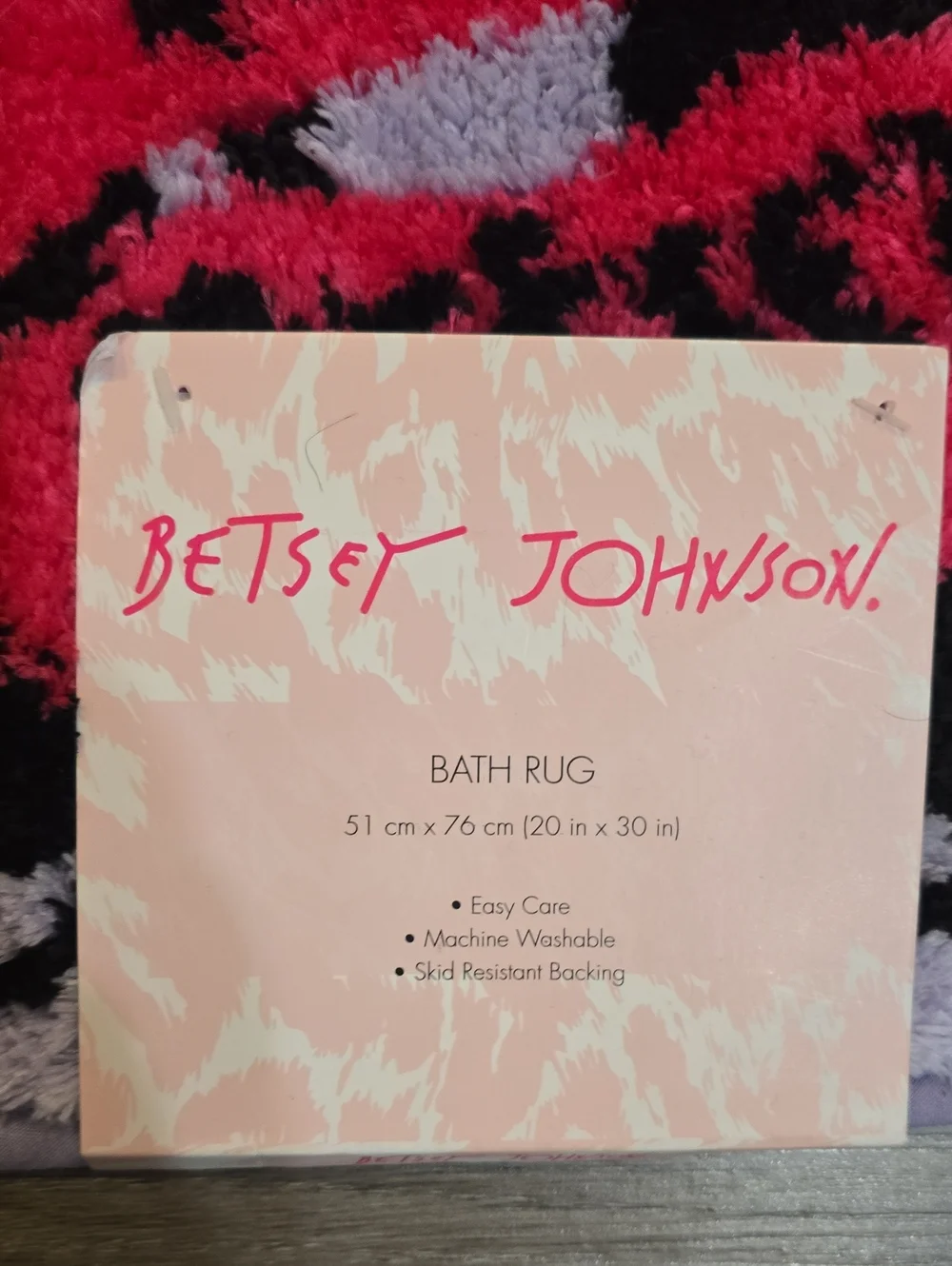 Betsey Johnson Logo Lips & Lipstick Pattern Plush Bath Rug
